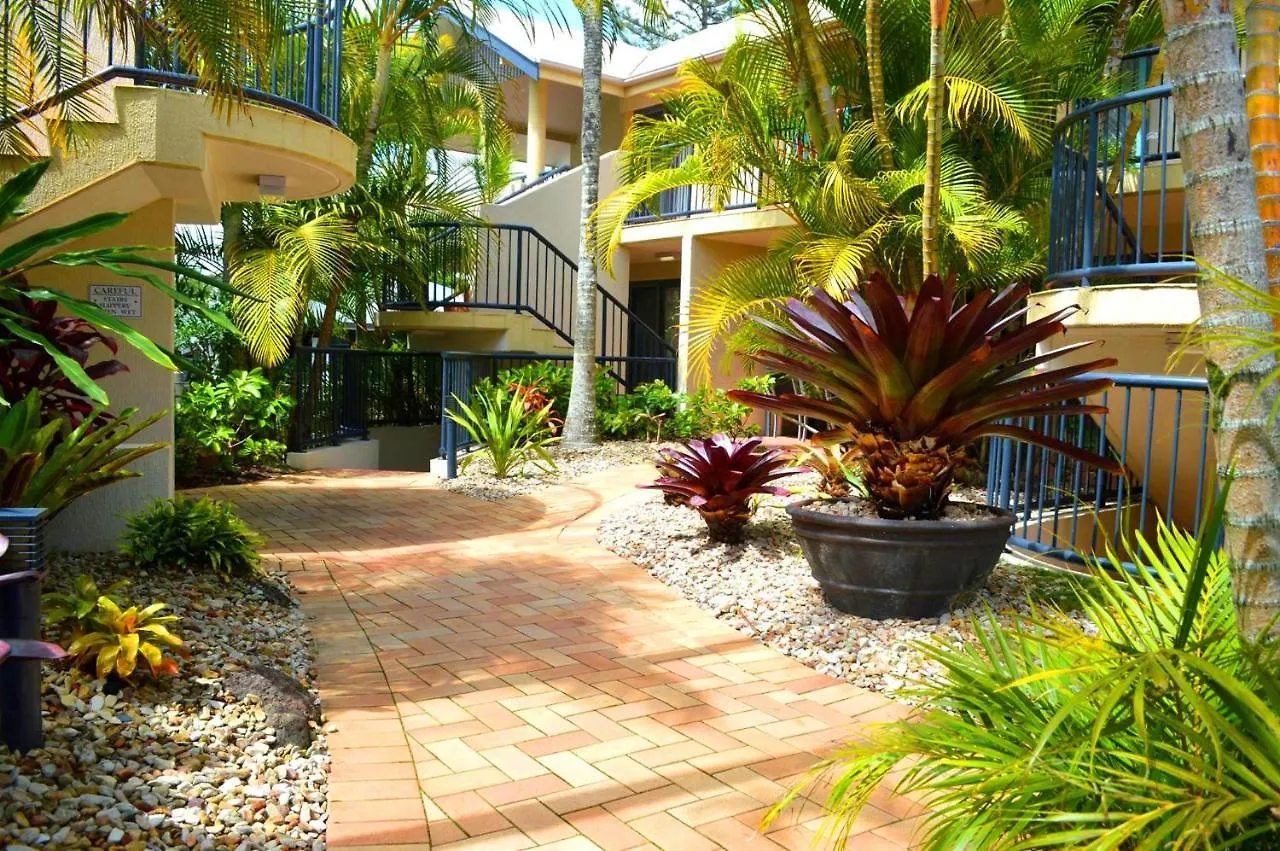 Outrigger Bay Aparthotel Byron Bay 4*,