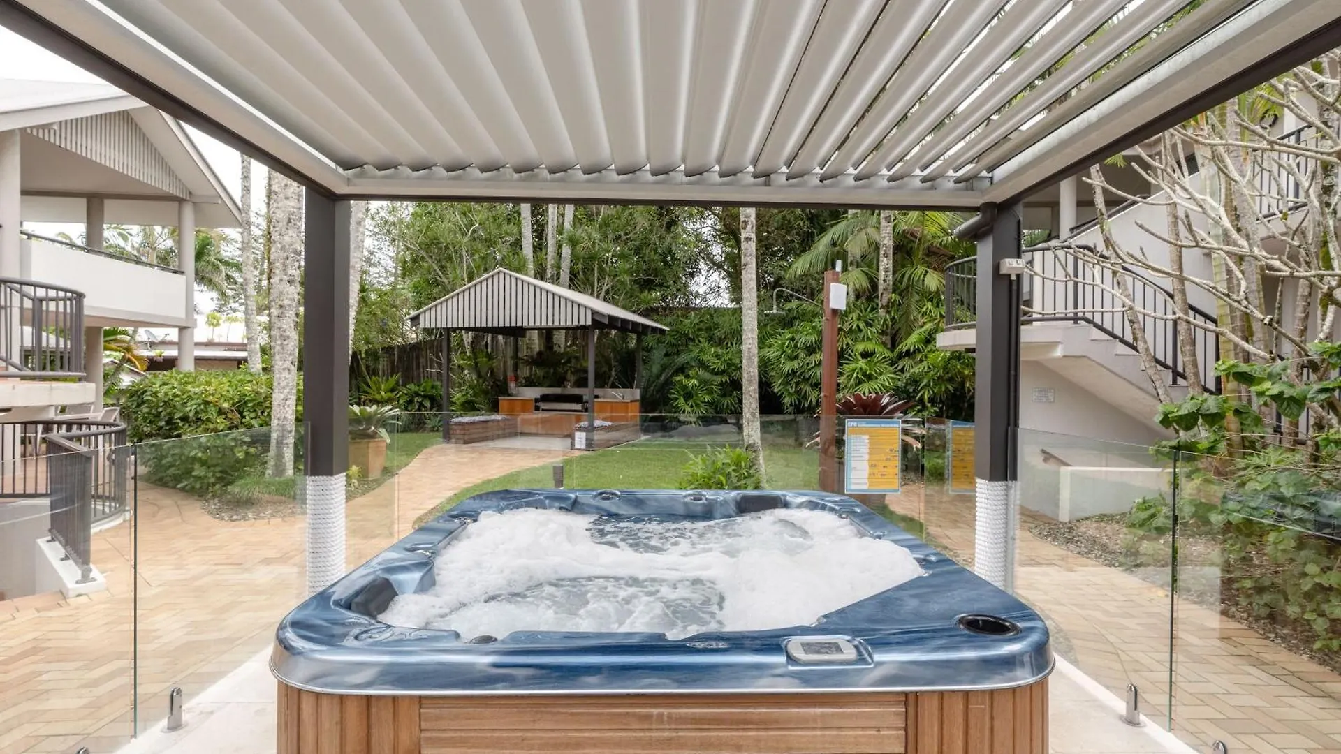 Outrigger Bay Aparthotel Byron Bay