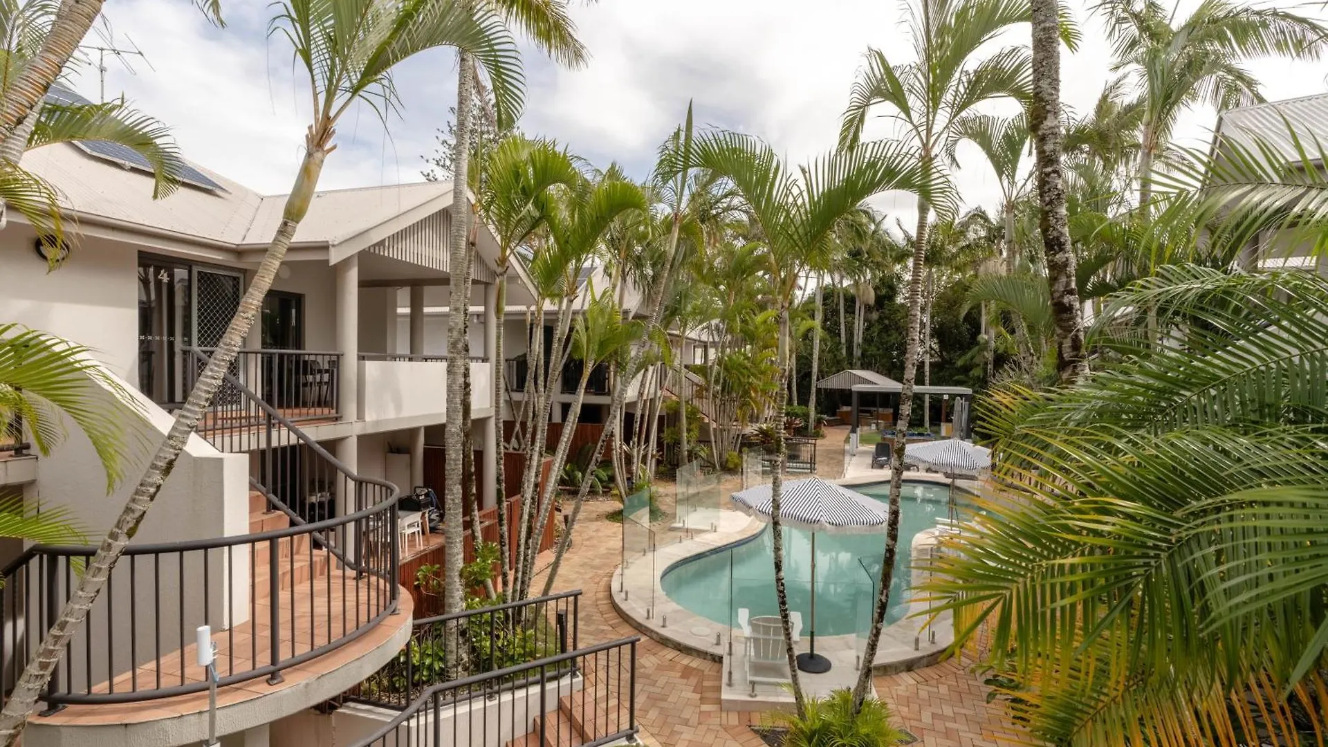 Outrigger Bay Aparthotel Byron Bay 4*,
