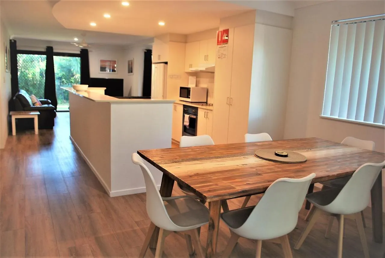 Outrigger Bay Aparthotel Byron Bay Australia