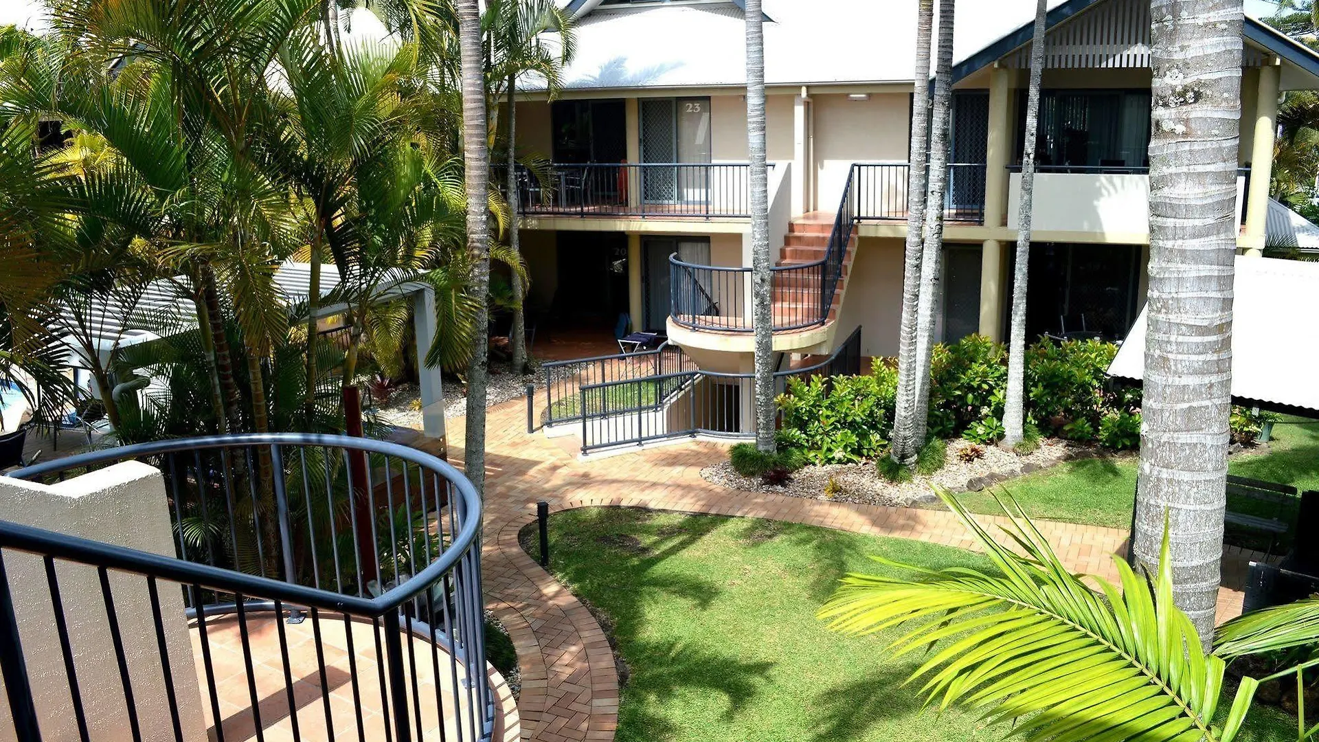 ****  Outrigger Bay Aparthotel Byron Bay Australia